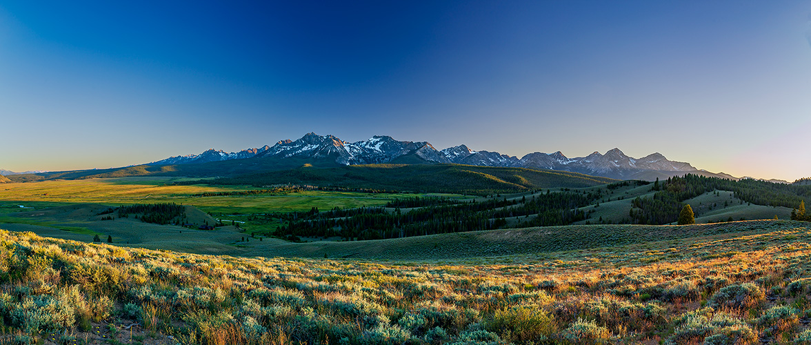 Panorama of Sawtooth Range