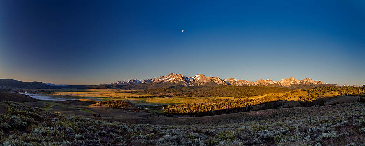 Morning over Sawtooth Range